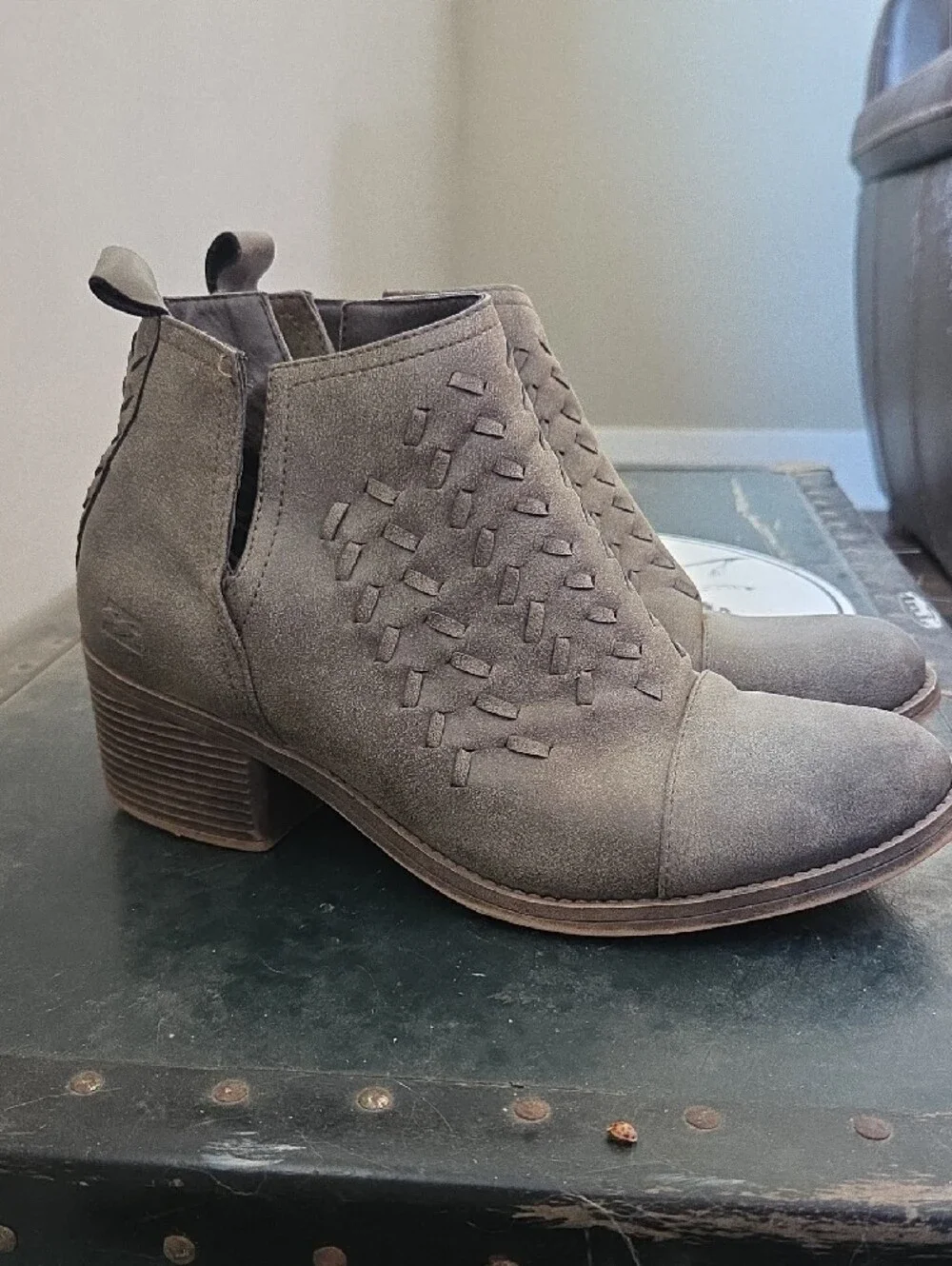 Billabong Gray Suede Woven Ankle Booties
